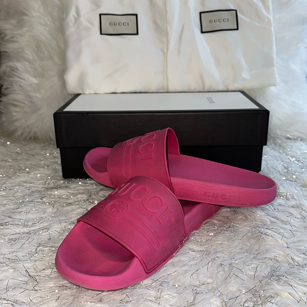 Authentic Gucci slides pink rubber with box and 2 dust bags womens size 10 EU 40